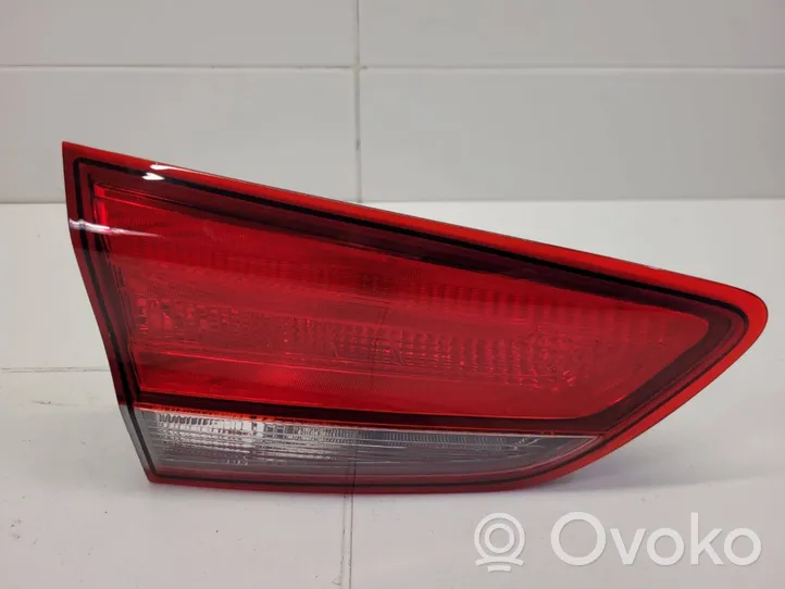 Hyundai i30 Lampy tylnej klapy bagażnika 