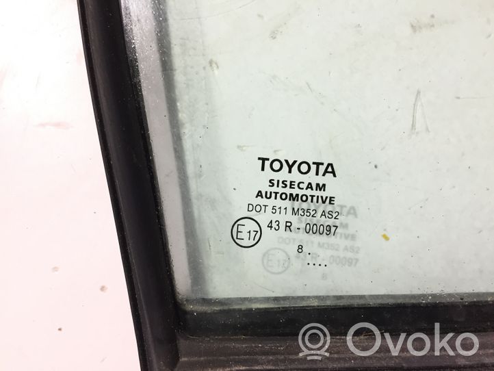 Toyota Yaris Fenêtre latérale avant / vitre triangulaire (4 portes) 