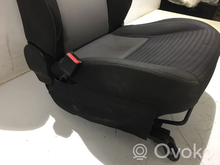 Toyota Yaris Siège conducteur avant 