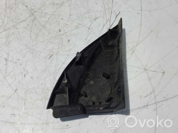 Toyota Avensis T250 Griglia/mascherina subwoofer 6749205060D