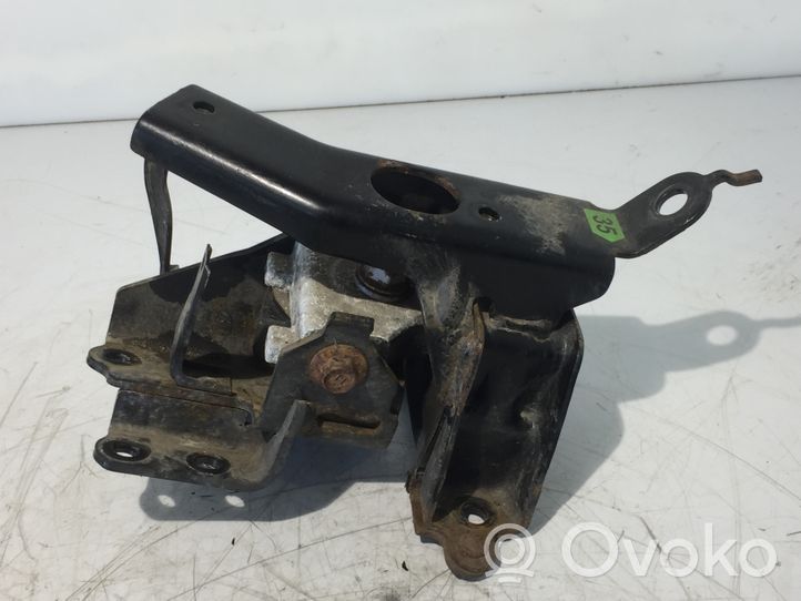 Toyota Yaris Gearbox mount 