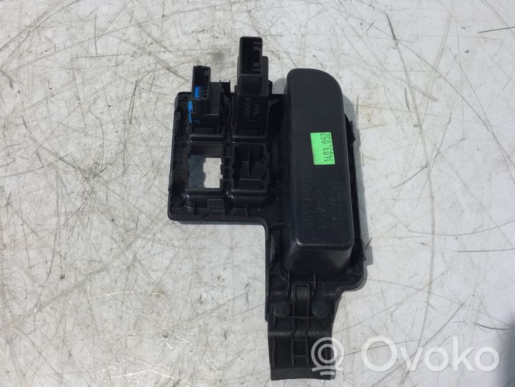 Toyota Yaris A set of switches 589170D100