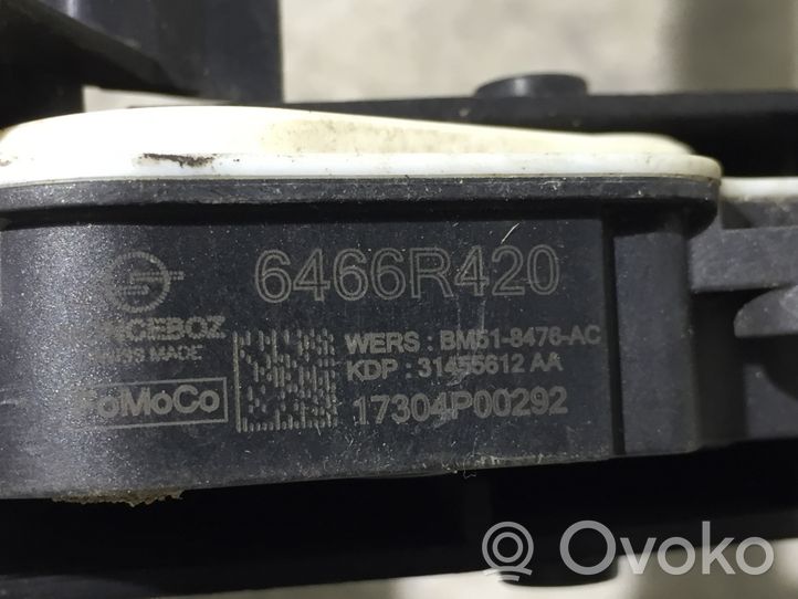 Volvo V40 Cross country Motor/activador trampilla de calefacción 6466R420
