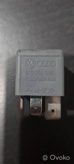 Audi A4 S4 B7 8E 8H Autres relais 1K0906381