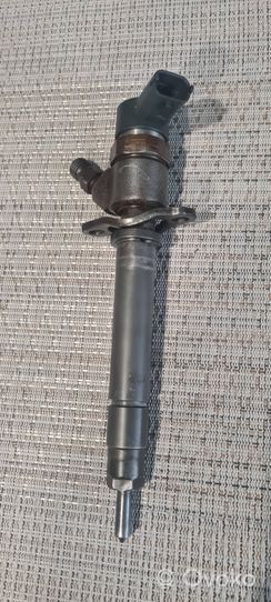 Volvo V70 Injecteur de carburant 8658352