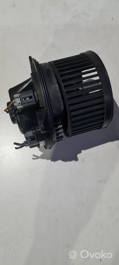 Ford Mondeo Mk III Ventola riscaldamento/ventilatore abitacolo 1736007601