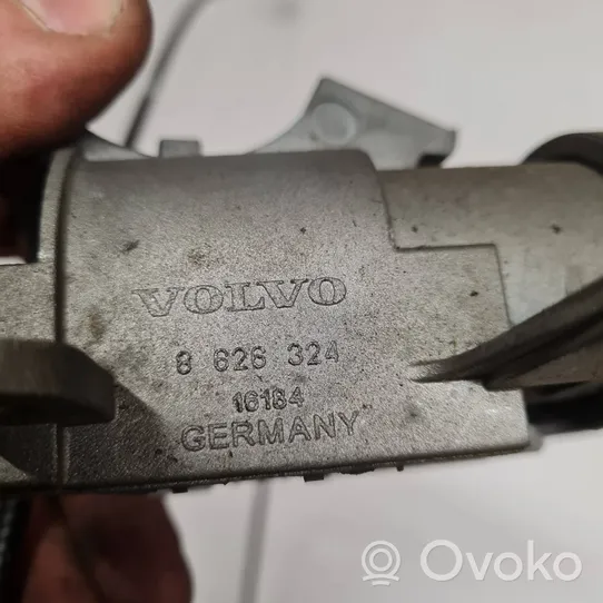 Volvo V70 Virtalukko 8626324