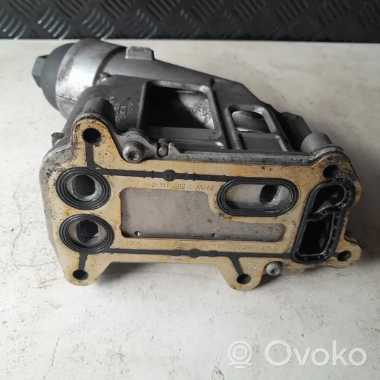 BMW 1 E81 E87 Supporto di montaggio del filtro dell’olio 7797392