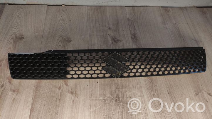 Suzuki Swift Grille de calandre avant 71742-63J00