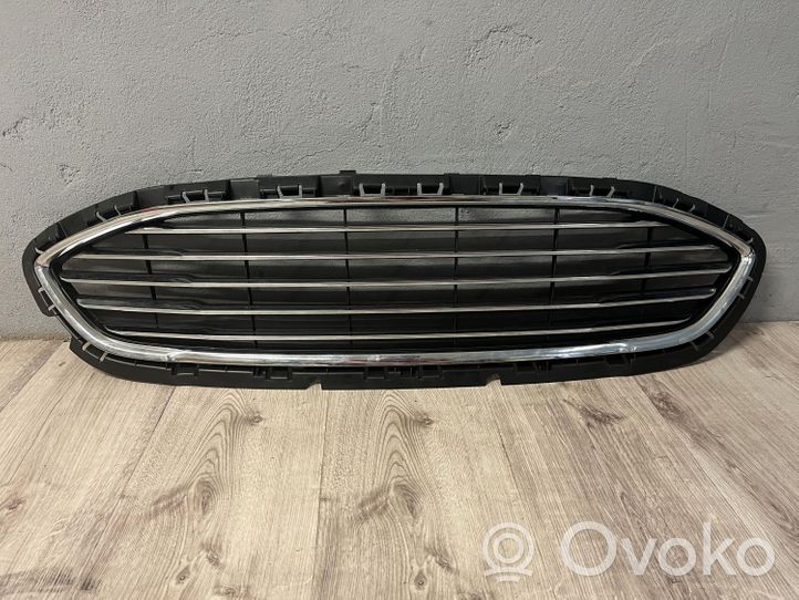 Ford Fiesta Maskownica / Grill / Atrapa górna chłodnicy H1BB-8200-B