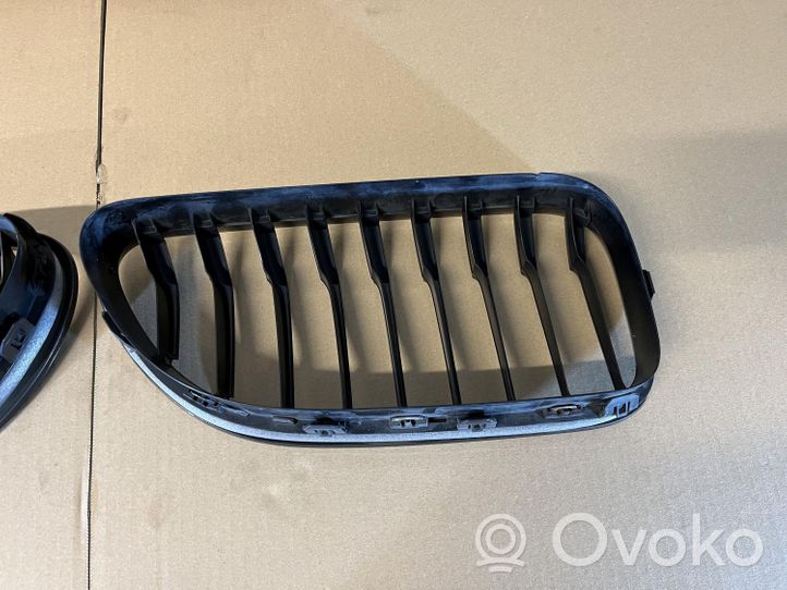 BMW 6 F12 F13 Maskownica / Grill / Atrapa górna chłodnicy 7370390