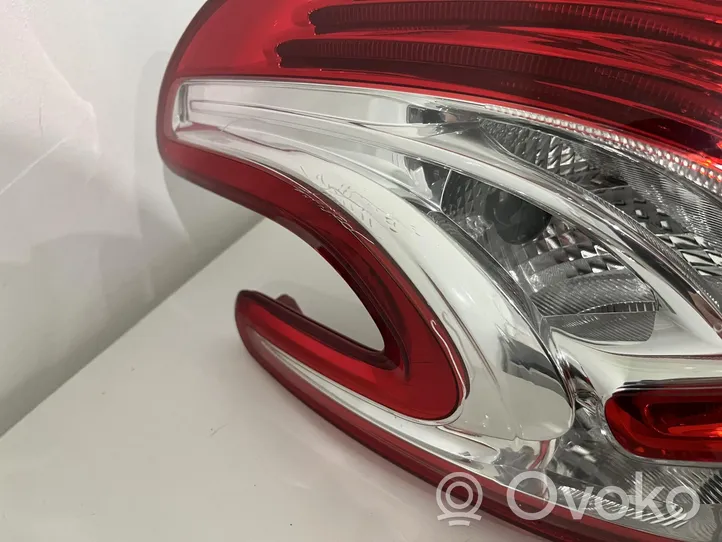 Peugeot 208 Lampa zderzaka tylnego 9672628280