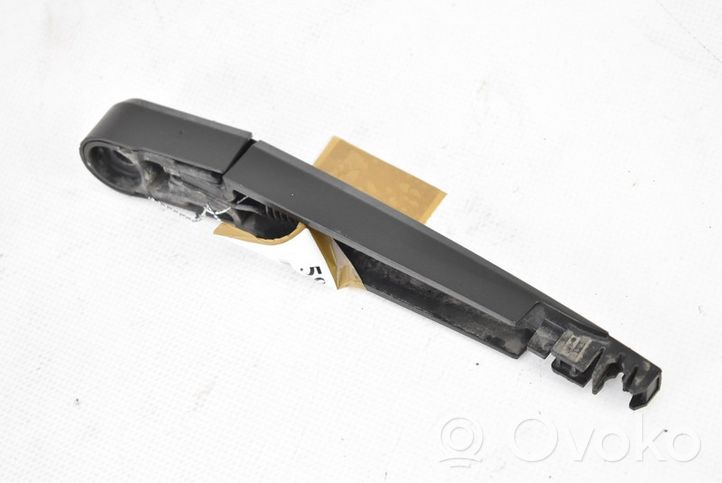 Chevrolet Orlando Rear wiper blade arm 