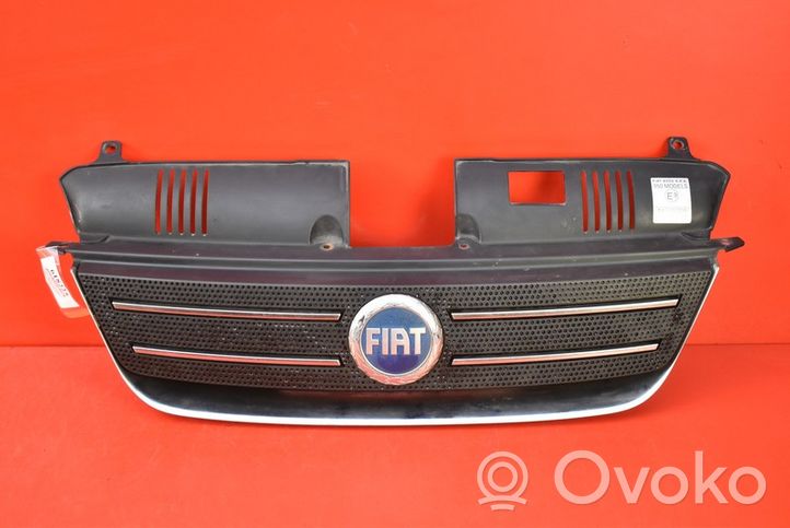 Fiat Idea Grille de calandre avant 735357980