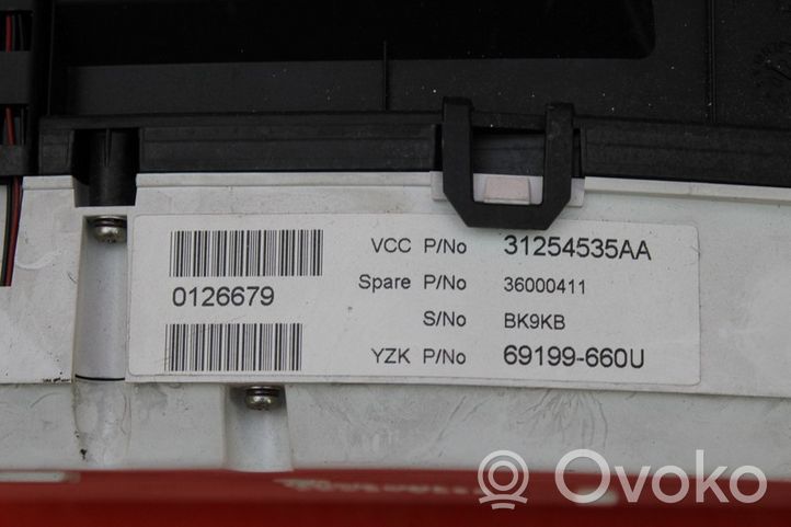 Volvo V70 Licznik / Prędkościomierz 31254535AA