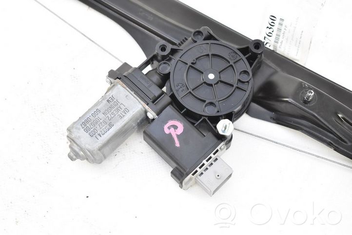 Opel Combo D Front door window regulator with motor 51810879