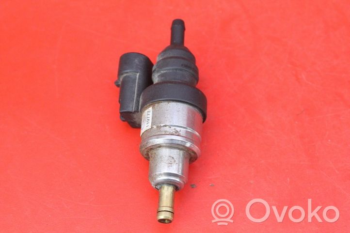 Volkswagen Jetta V Fuel injector 67R-016407