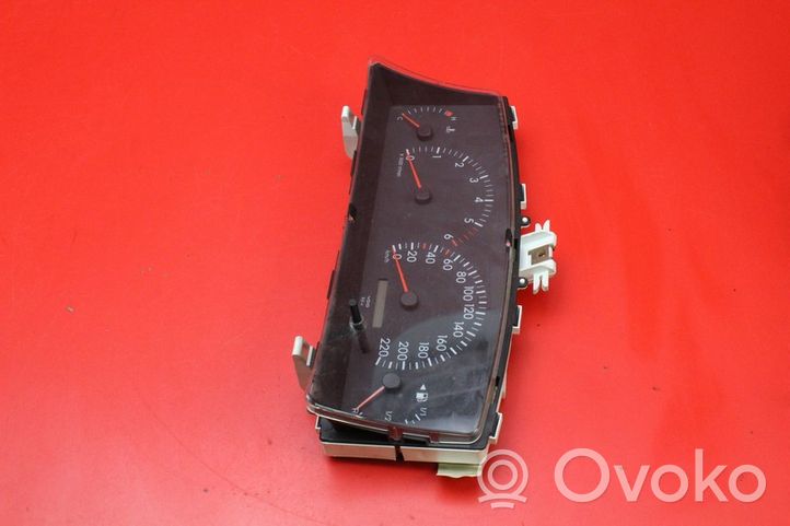 Toyota Corolla E120 E130 Compteur de vitesse tableau de bord 83800-02810