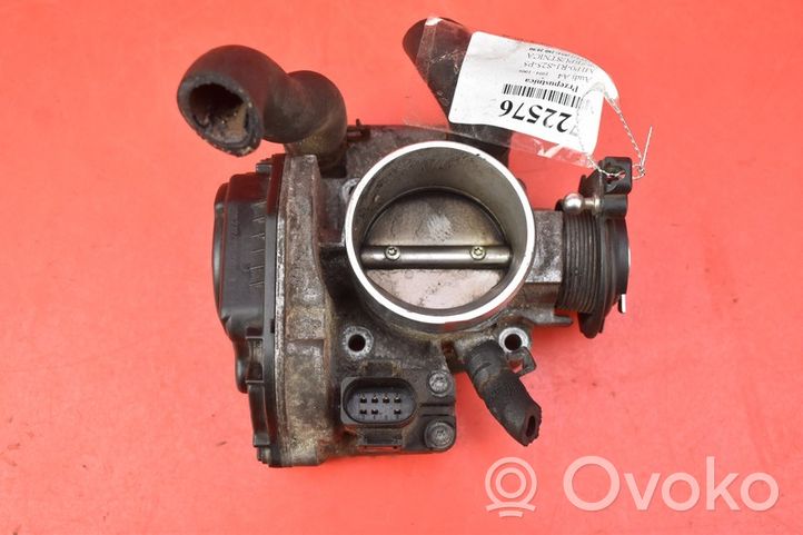 Audi A4 S4 B5 8D Droselis 408237212002