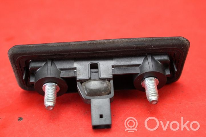 Skoda Octavia Mk2 (1Z) Uchwyt / Rączka zewnętrzna otwierania klapy tylnej / bagażnika 1Z0827574C