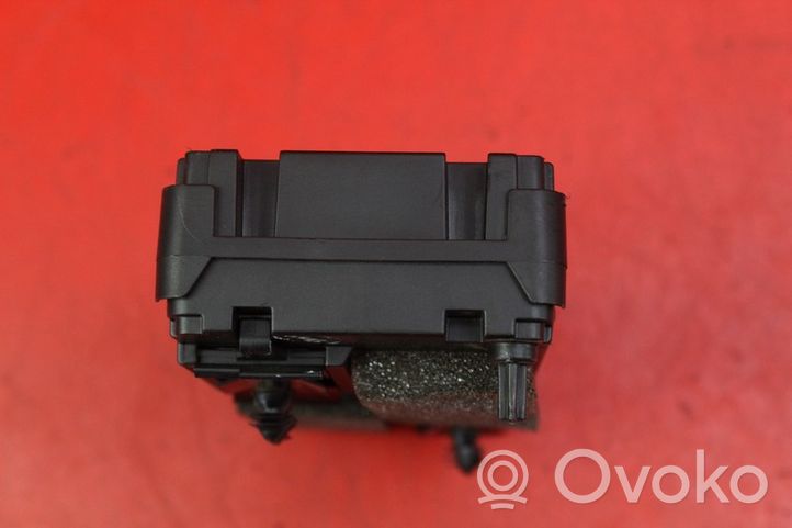 Audi A6 S6 C6 4F Scatola di montaggio relè 9655140080