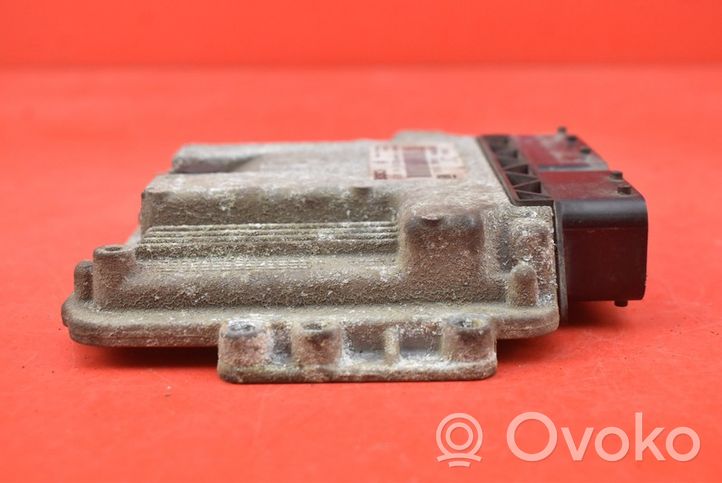 Opel Astra H Relay mounting block 98074154