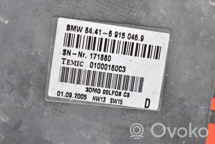 BMW X3 E83 Scatola di montaggio relè 6915046