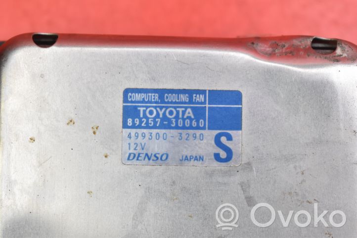 Toyota Avalon XX10 Releen moduulikiinnike 89257-30060