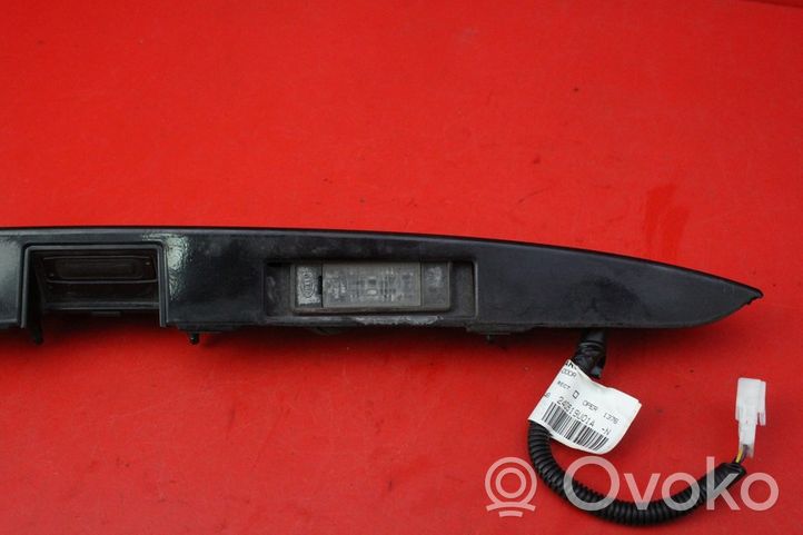 Nissan Note (E11) Lampa oświetlenia tylnej tablicy rejestracyjnej 908109U01A