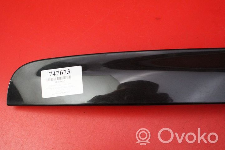 Nissan Note (E11) Éclairage de plaque d'immatriculation 908109U01A