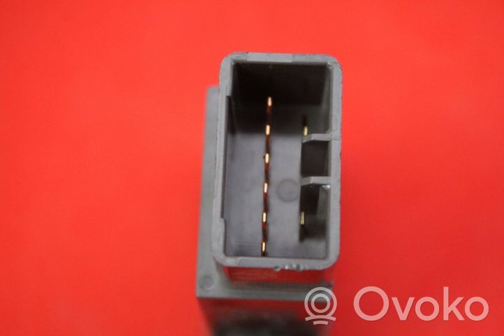 Chevrolet Spark Botón interruptor de luz de peligro 864W01404