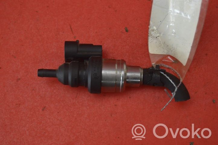 Ford Focus C-MAX Injecteur de carburant 67R-016407