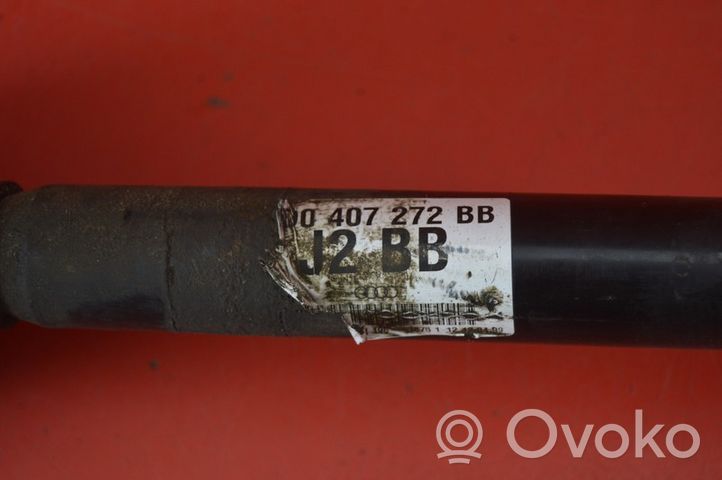 Audi A4 S4 B5 8D Priekšējā pusass 8D0407272