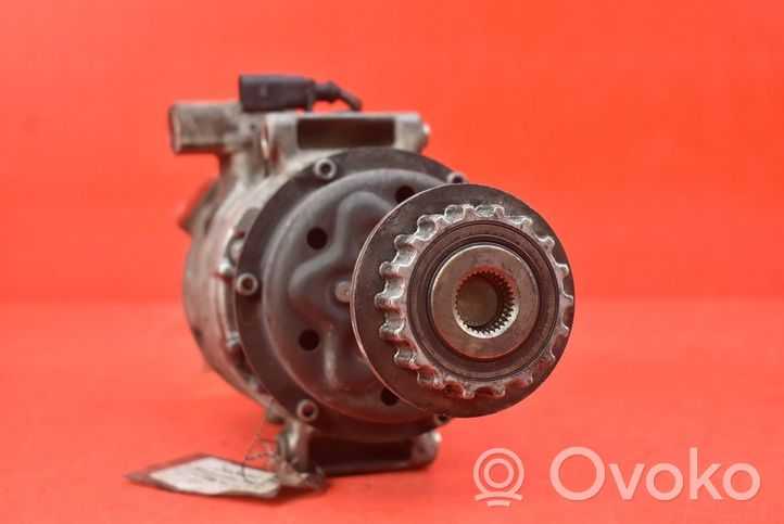 Volkswagen Phaeton Ilmastointilaitteen kompressorin pumppu (A/C) 3D0820805E
