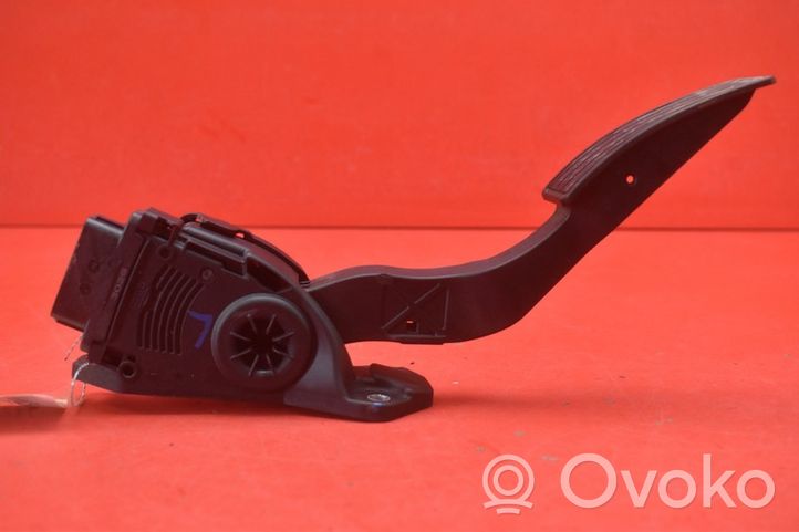 Suzuki Grand Vitara I Accelerator throttle pedal 49400-68L51