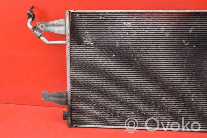 Mitsubishi Colt Radiatore aria condizionata (A/C) (abitacolo) MR568975