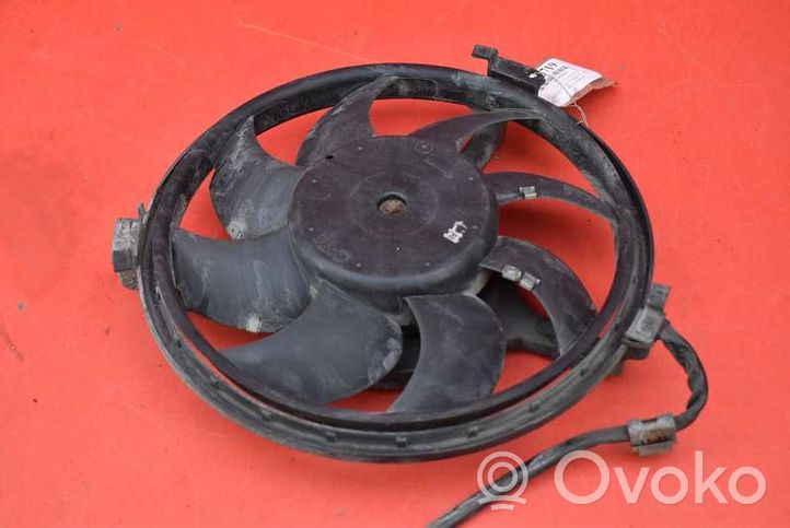 Audi A4 S4 B5 8D Electric radiator cooling fan 4B0959455