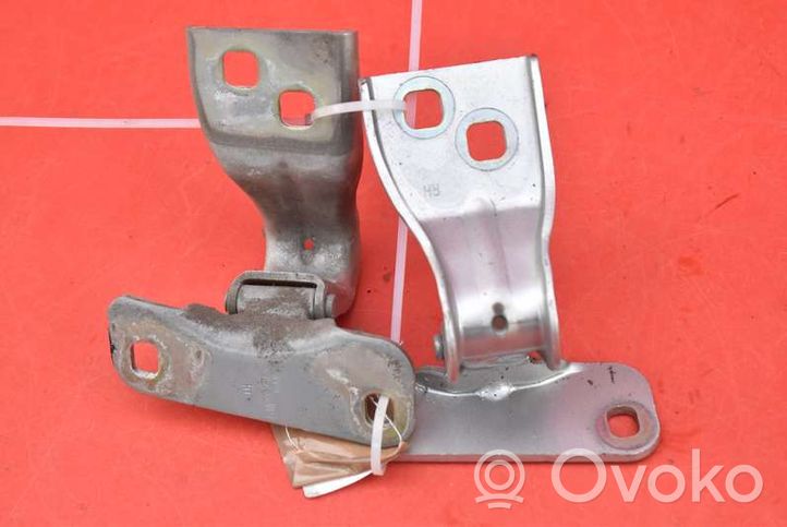 Opel Astra H Tailgate/trunk/boot hinge 13275575