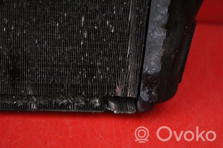 Volkswagen PASSAT B6 Dzesēšanas šķidruma radiators 1K0121253AA