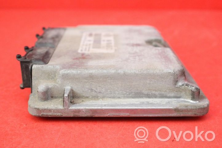 Volkswagen Bora Unité de commande, module ECU de moteur 06A906018CT