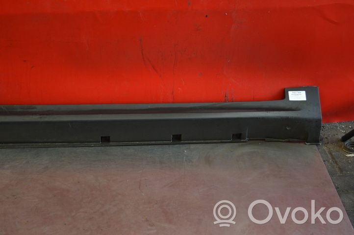 Chevrolet Orlando Front sill (body part) 