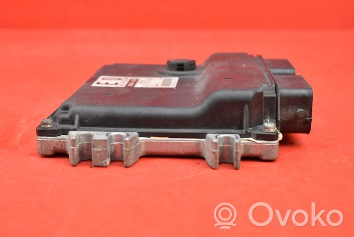 Suzuki Swift Motorsteuergerät ECU 33920-72K00