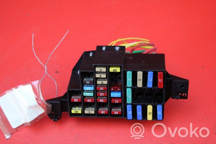 Dacia Duster Fuse box set 7703297597