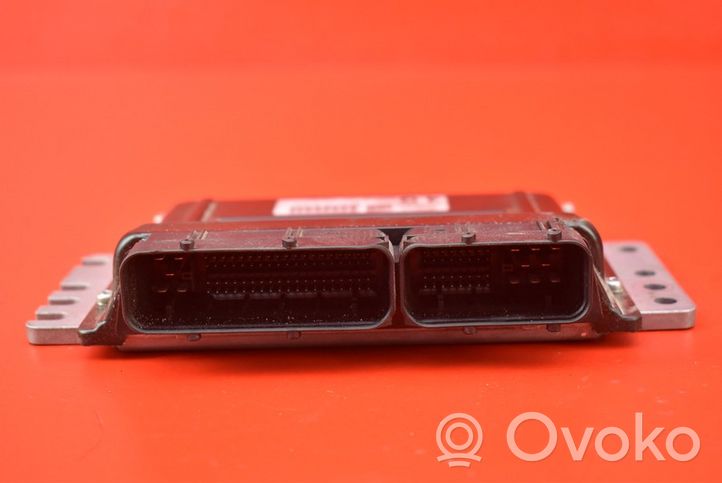 Nissan Primera Unité de commande, module ECU de moteur MEC30-020