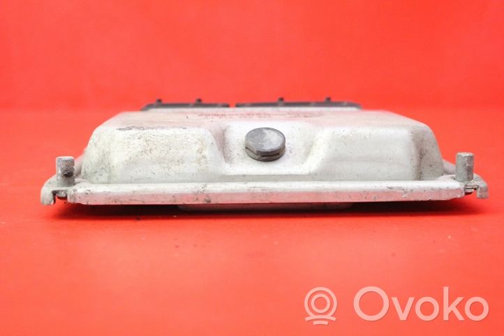 Seat Alhambra (Mk1) Komputer / Sterownik ECU silnika 038906019FB