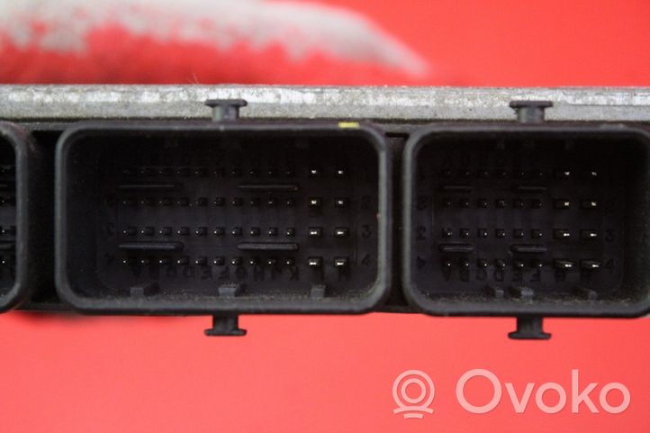 Citroen C4 I Unité de commande, module ECU de moteur 9657018280