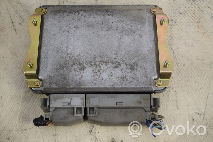 Chrysler Voyager Komputer / Sterownik ECU silnika P04686870AA