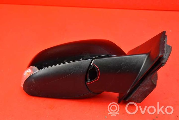 Renault Megane III Front door electric wing mirror 12523150