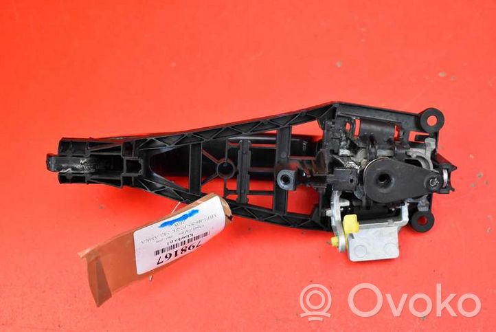 Opel Zafira B Klamka zewnętrzna drzwi przednich 24463523