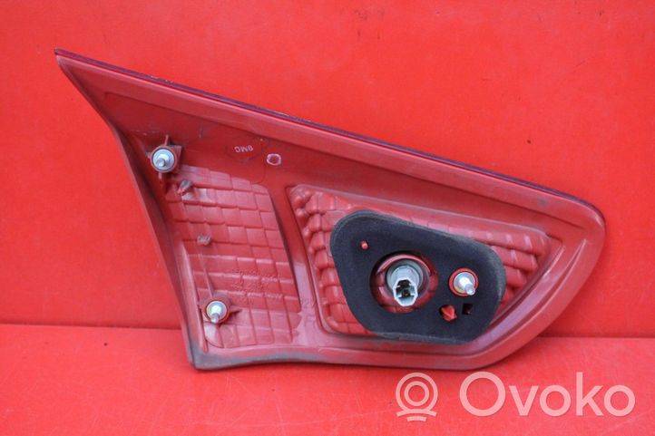 Mitsubishi Lancer VIII Lampa tylna 132-87977